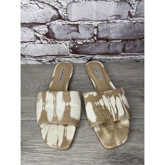 Saks Fifth Avenue White Tan Patent Leather Slides Open Toe Flats Sandals Women 9 - Picture 12 of 16